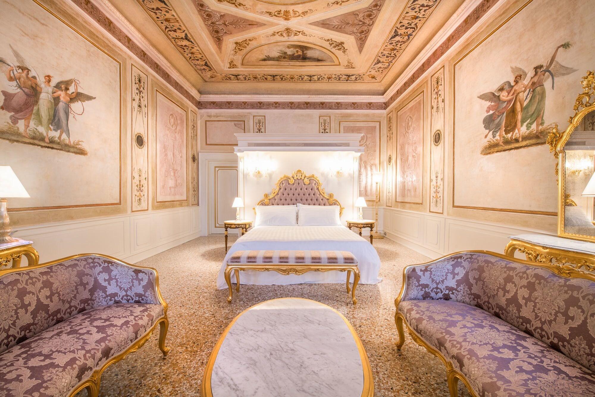 Ca' Bonfadini Historic Experience 5* Venezia