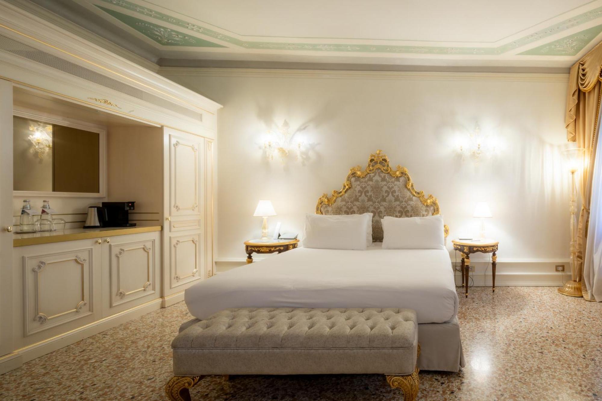 Ca' Bonfadini Historic Experience 5* Venecia